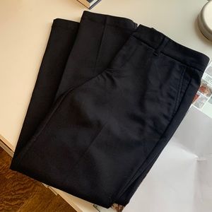 Gap women’s black slacks. Size 0, 3/4 length
